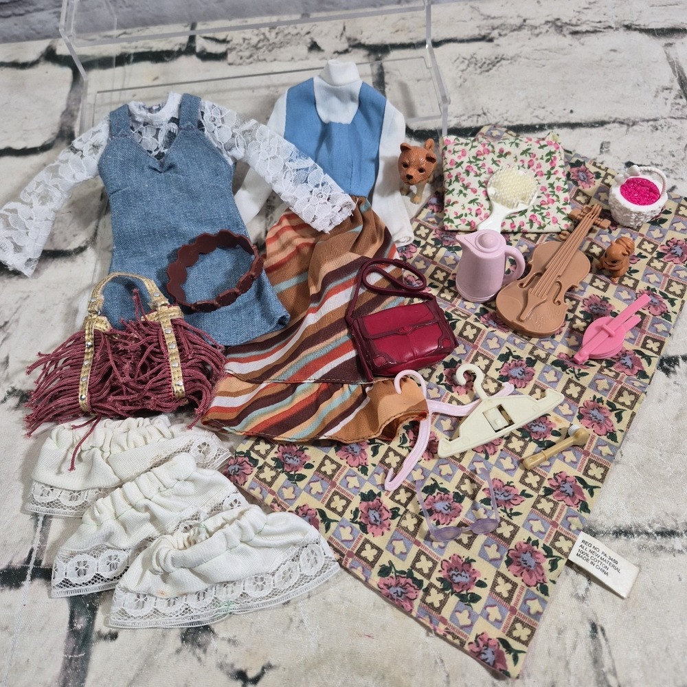 Vintage Barbie Clothes Accessories Lot‎ Dresses Picnic Blanket Lace Shorts Tea
